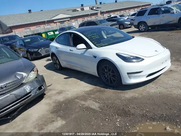 5YJ3E1EA8PF401393 2023 TESLA MODEL 3 - Image 1