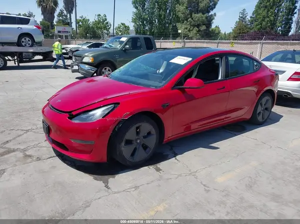 5YJ3E1EA8PF401801 2023 TESLA MODEL 3 - Image 2