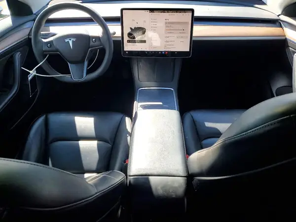 5YJ3E1EA8PF402415 2023 TESLA MODEL 3 - Image 8