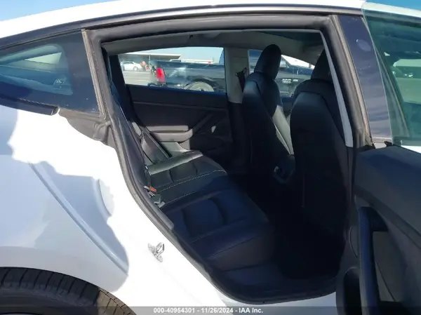 5YJ3E1EA8PF406027 2023 TESLA MODEL 3 - Image 8