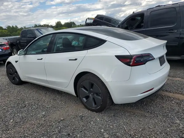 5YJ3E1EA8PF419568 2023 TESLA MODEL 3 - Image 2