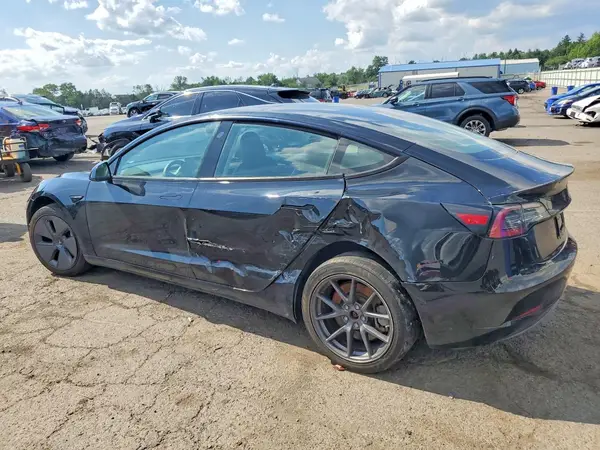 5YJ3E1EA8PF422776 2023 TESLA MODEL 3 - Image 2