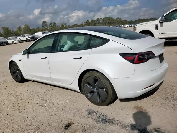 5YJ3E1EA8PF422986 2023 TESLA MODEL 3 - Image 2