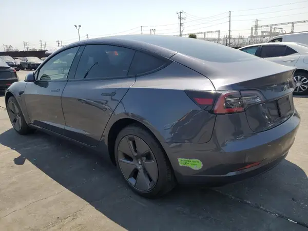 5YJ3E1EA8PF423779 2023 TESLA MODEL 3 - Image 2
