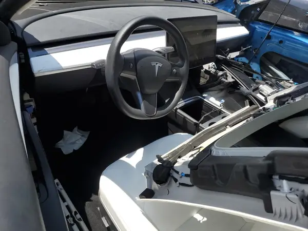 5YJ3E1EA8PF429193 2023 TESLA MODEL 3 - Image 8