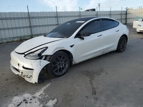 5YJ3E1EA8PF432739 2023 TESLA MODEL 3
