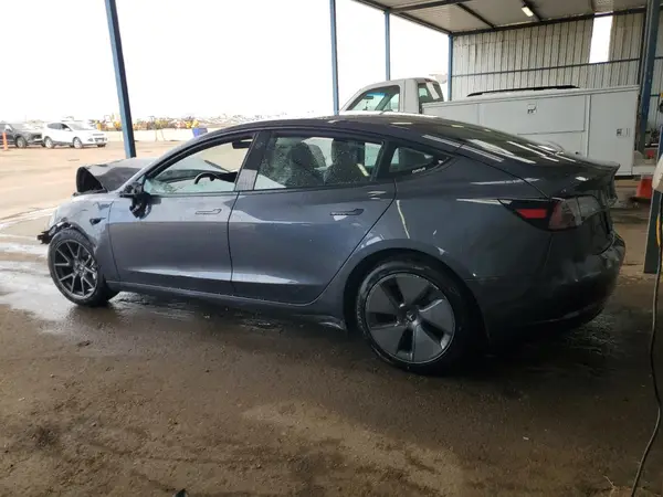 5YJ3E1EA8PF434104 2023 TESLA MODEL 3 - Image 2