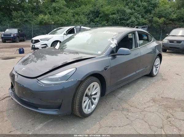 5YJ3E1EA8PF436323 2023 TESLA MODEL 3 - Image 2