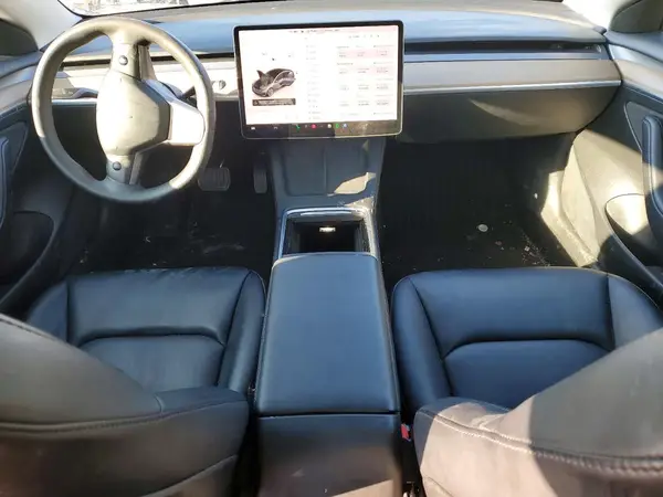 5YJ3E1EA8PF437388 2023 TESLA MODEL 3 - Image 8