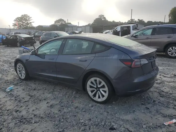 5YJ3E1EA8PF437911 2023 TESLA MODEL 3 - Image 2