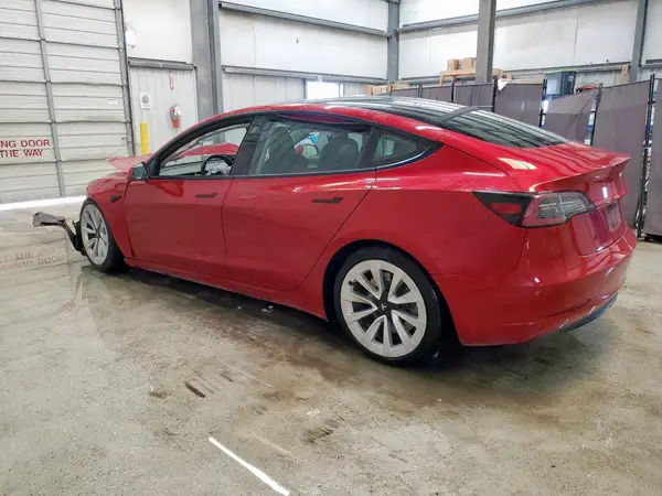 5YJ3E1EA8PF438864 2023 TESLA MODEL 3 - Image 2