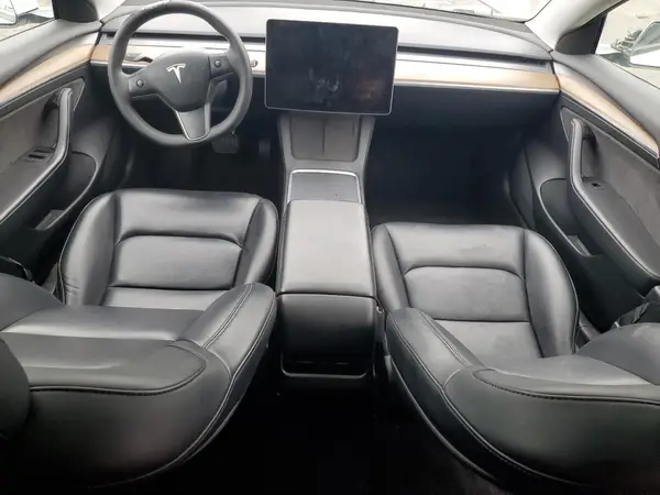 5YJ3E1EA8PF447435 2023 TESLA MODEL 3 - Image 8
