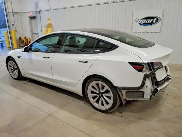 5YJ3E1EA8PF449685 2023 TESLA MODEL 3 - Image 2