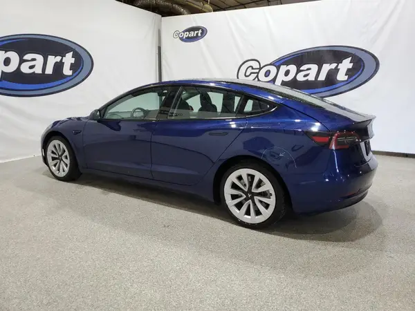 5YJ3E1EA8PF451470 2023 TESLA MODEL 3 - Image 2