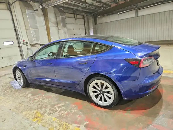 5YJ3E1EA8PF451999 2023 TESLA MODEL 3 - Image 2