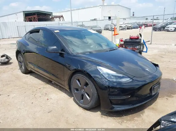 5YJ3E1EA8PF454210 2023 TESLA MODEL 3 - Image 1