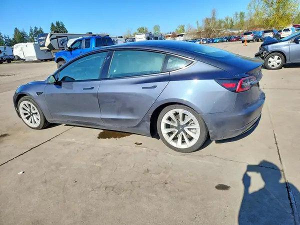 5YJ3E1EA8PF456202 2023 TESLA MODEL 3 - Image 2
