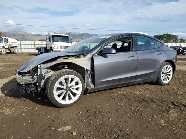 5YJ3E1EA8PF459634 2023 TESLA MODEL 3 - Image 1