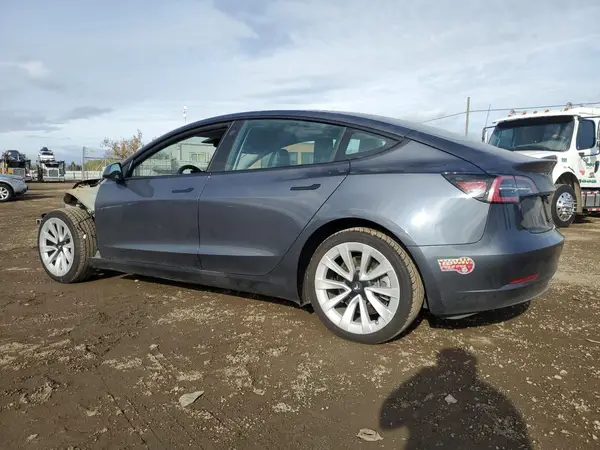 5YJ3E1EA8PF459634 2023 TESLA MODEL 3 - Image 2