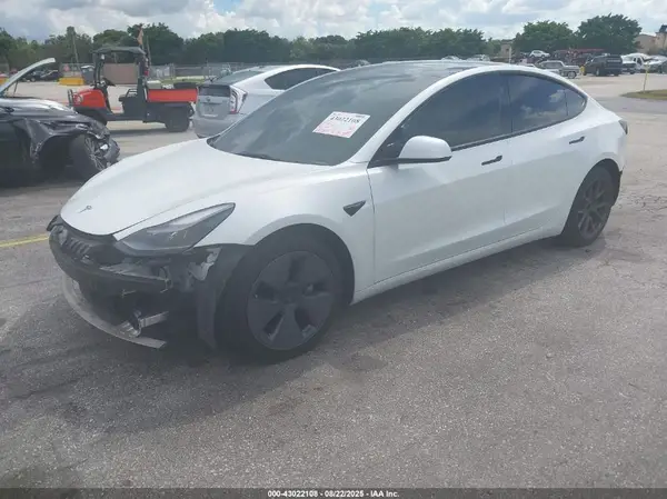 5YJ3E1EA8PF465577 2023 TESLA MODEL 3 - Image 2