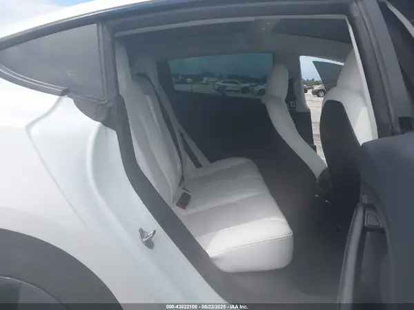 5YJ3E1EA8PF465577 2023 TESLA MODEL 3 - Image 8