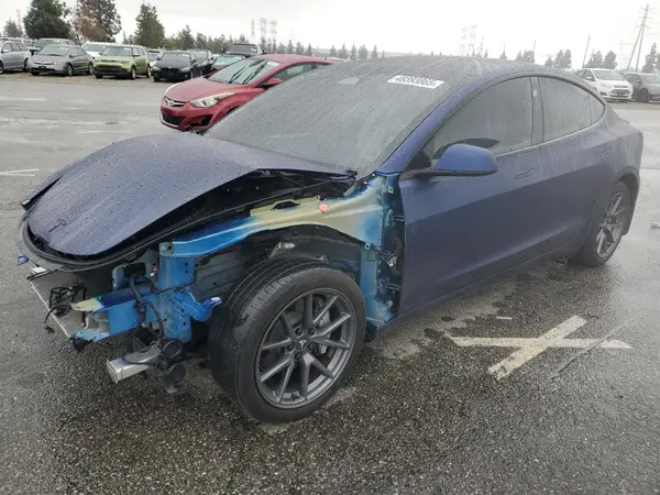 5YJ3E1EA8PF465885 2023 TESLA MODEL 3 - Image 1