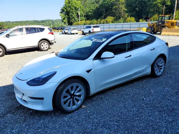 5YJ3E1EA8PF469810 2023 TESLA MODEL 3 - Image 1
