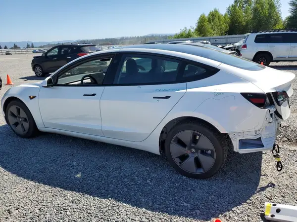 5YJ3E1EA8PF469905 2023 TESLA MODEL 3 - Image 2