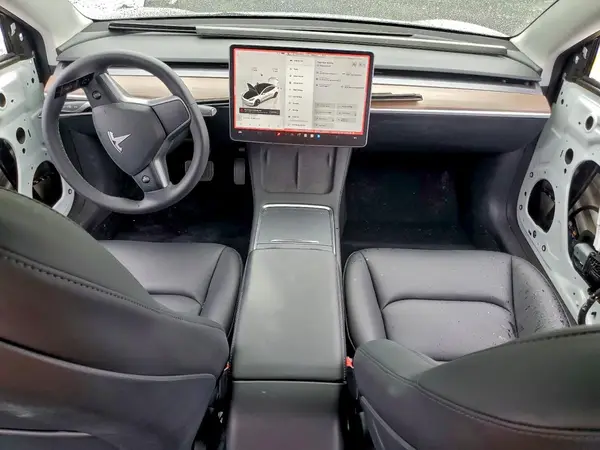 5YJ3E1EA8PF475378 2023 TESLA MODEL 3 - Image 8