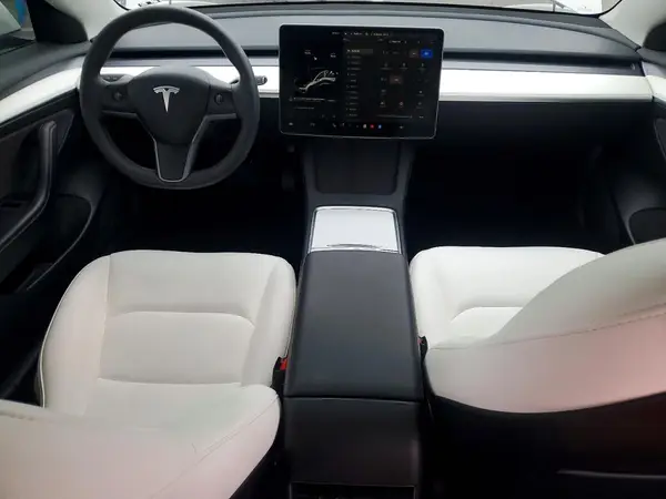 5YJ3E1EA8PF480306 2023 TESLA MODEL 3 - Image 8