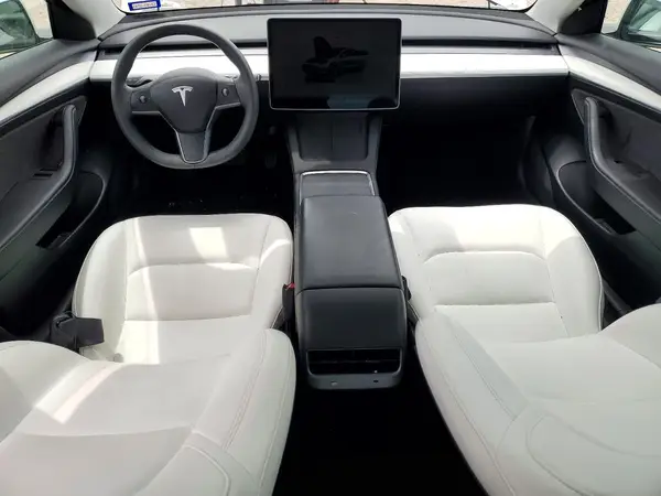 5YJ3E1EA8PF483450 2023 TESLA MODEL 3 - Image 8