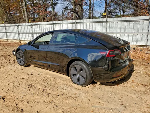 5YJ3E1EA8PF485229 2023 TESLA MODEL 3 - Image 2