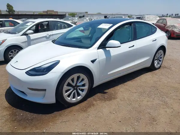 5YJ3E1EA8PF486056 2023 TESLA MODEL 3 - Image 2