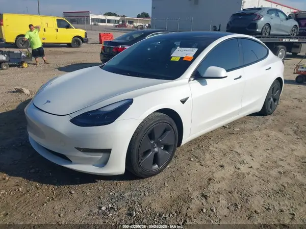 5YJ3E1EA8PF489152 2023 TESLA MODEL 3 - Image 2