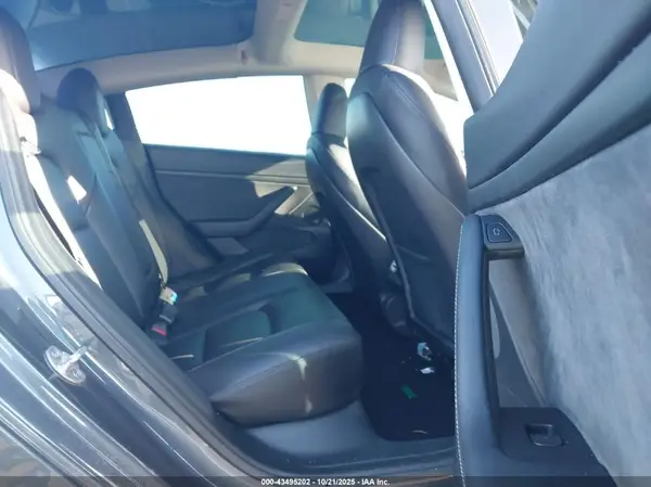 5YJ3E1EA8PF489958 2023 TESLA MODEL 3 - Image 8