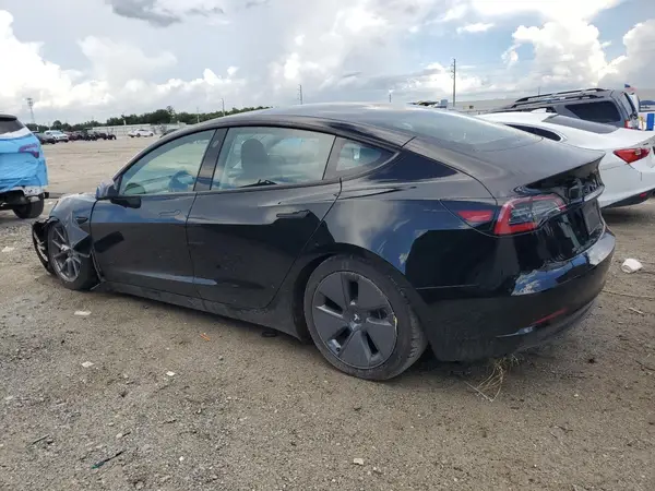 5YJ3E1EA8PF491192 2023 TESLA MODEL 3 - Image 2
