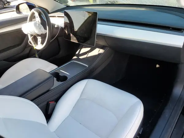 5YJ3E1EA8PF493802 2023 TESLA MODEL 3 - Image 8