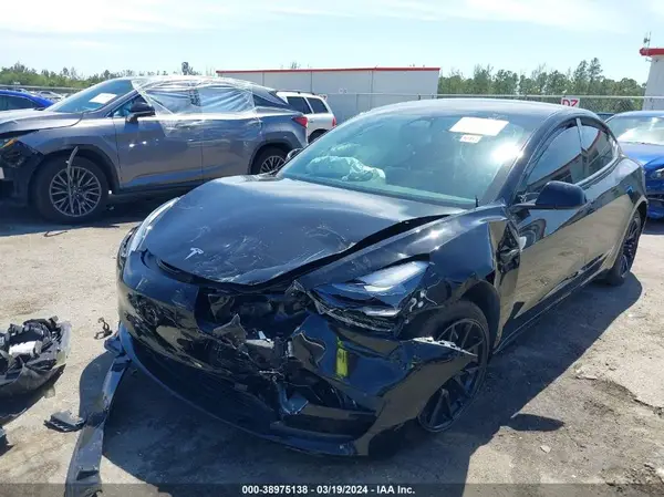 5YJ3E1EA8PF494321 2023 TESLA MODEL 3 - Image 2