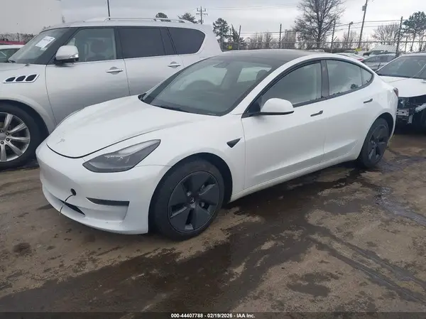 5YJ3E1EA8PF495033 2023 TESLA MODEL 3 - Image 2