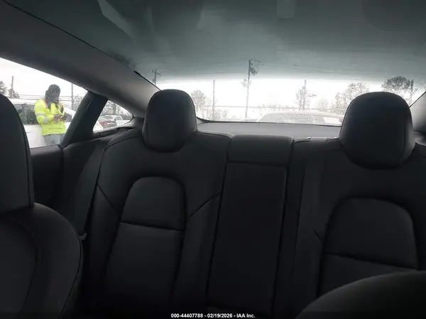 5YJ3E1EA8PF495033 2023 TESLA MODEL 3 - Image 8