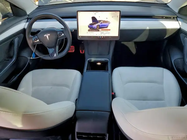 5YJ3E1EA8PF497607 2023 TESLA MODEL 3 - Image 8