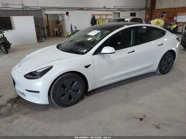 5YJ3E1EA8PF501350 2023 TESLA MODEL 3 - Image 2