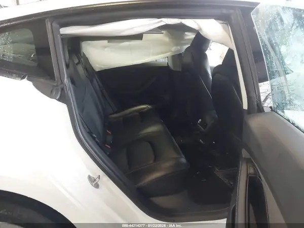 5YJ3E1EA8PF511263 2023 TESLA MODEL 3 - Image 8