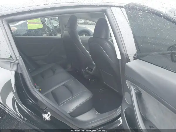 5YJ3E1EA8PF512543 2023 TESLA MODEL 3 - Image 8