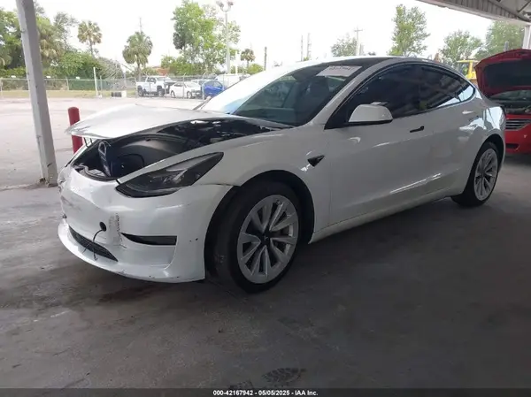5YJ3E1EA8PF518326 2023 TESLA MODEL 3 - Image 2
