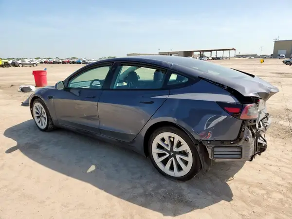 5YJ3E1EA8PF518973 2023 TESLA MODEL 3 - Image 2