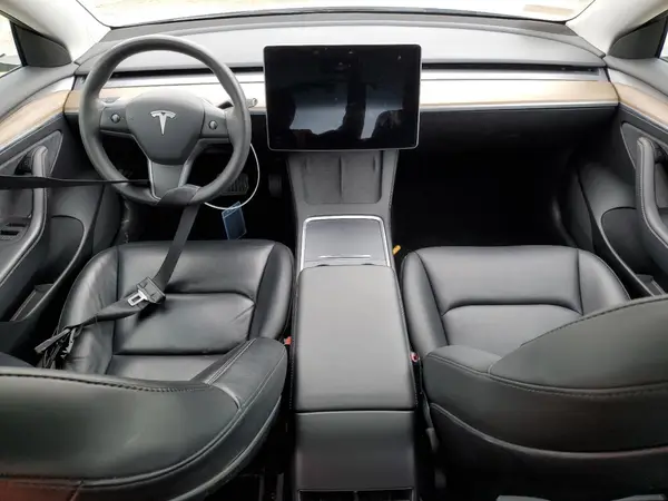5YJ3E1EA8PF542030 2023 TESLA MODEL 3 - Image 8