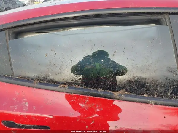 5YJ3E1EA8PF547647 2023 TESLA MODEL 3 - Image 8