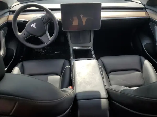 5YJ3E1EA8PF553061 2023 TESLA MODEL 3 - Image 8
