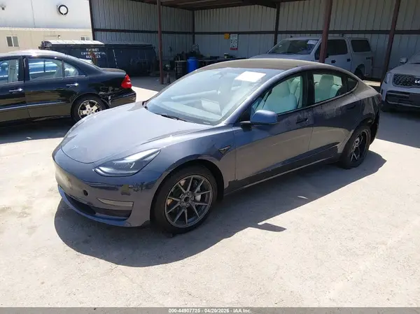 5YJ3E1EA8PF554341 2023 TESLA MODEL 3 - Image 2